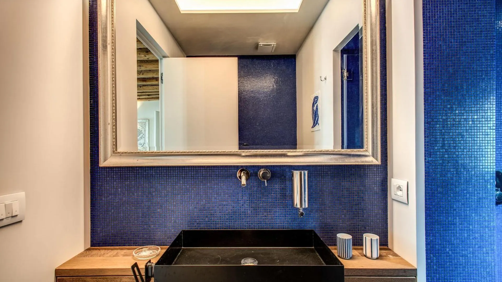 Stunning Venetian Apartment By Biennale Gardens Velence