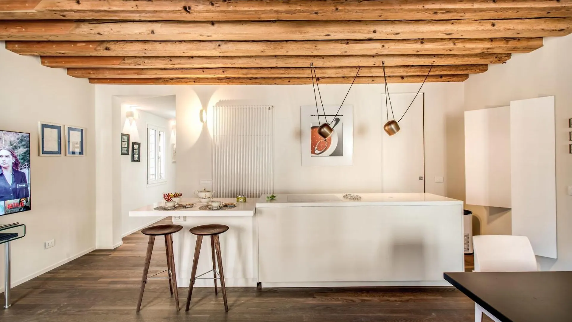 Stunning Venetian Apartment By Biennale Gardens Velence